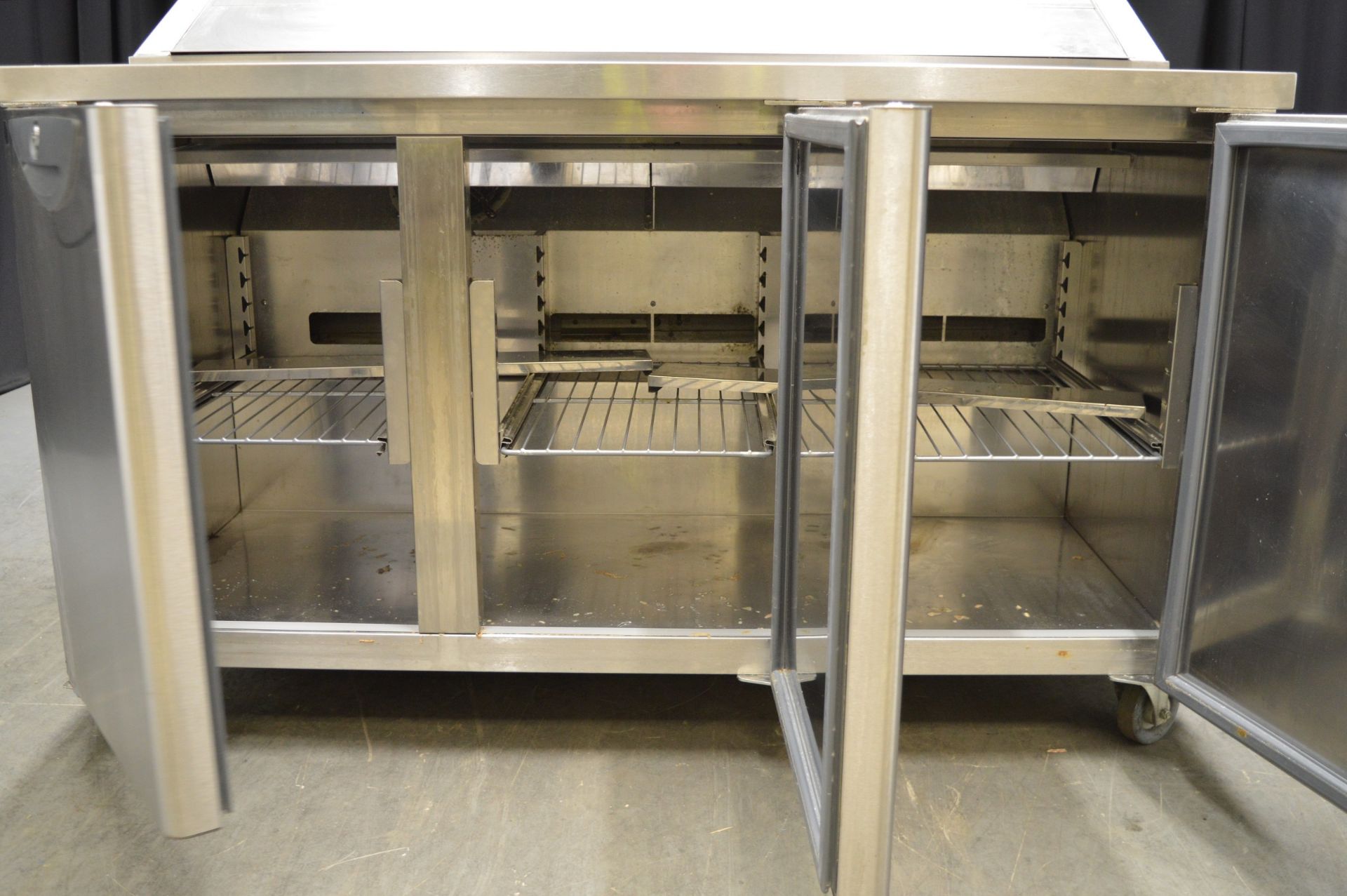 Williams 3 Door Refrigerated Preparation Counter - Image 4 of 8