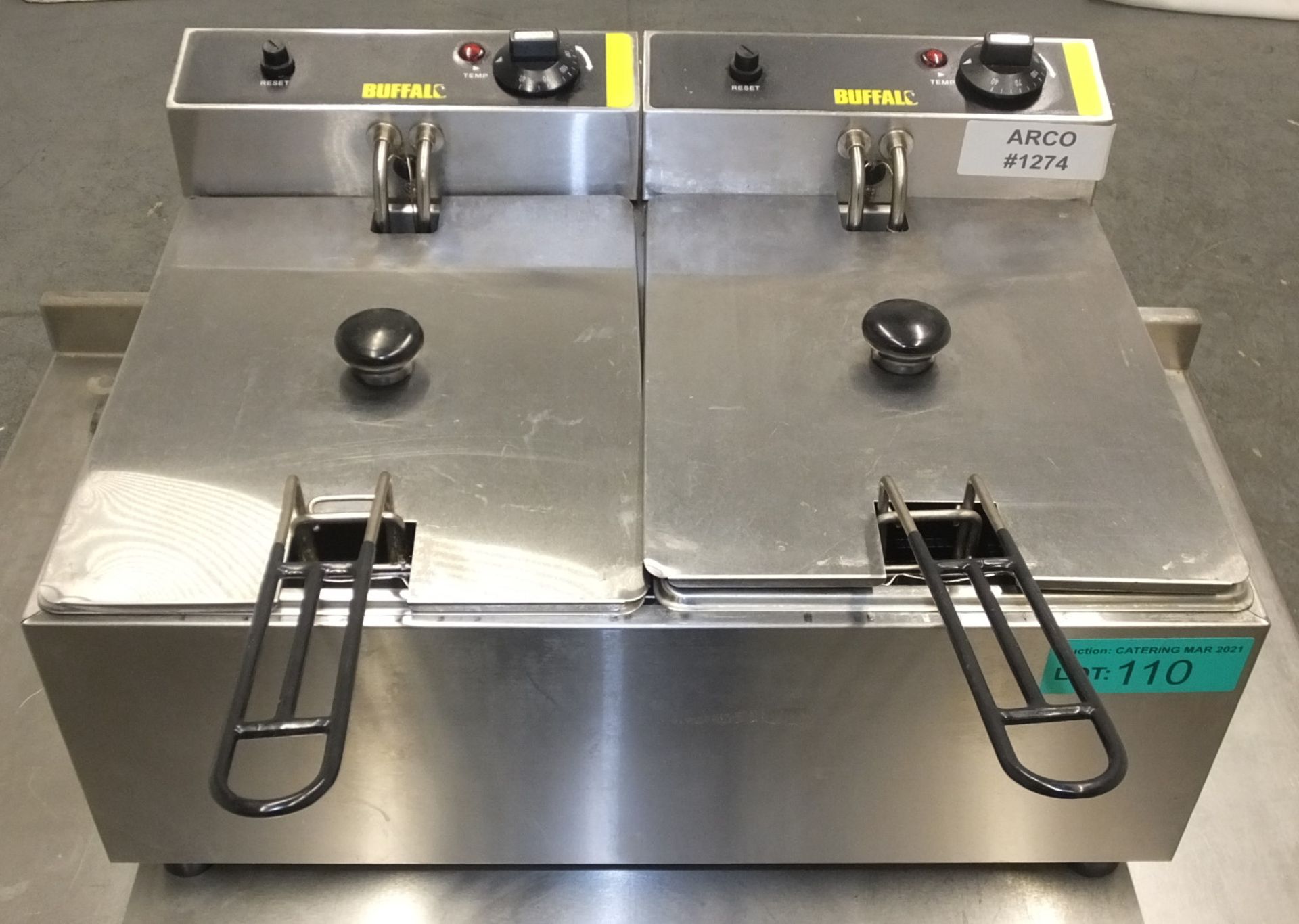 Buffalo L485-03 Double Electric Fryer on Stainless Steel Unit - L850 x D600 x H630mm (dime - Image 2 of 8
