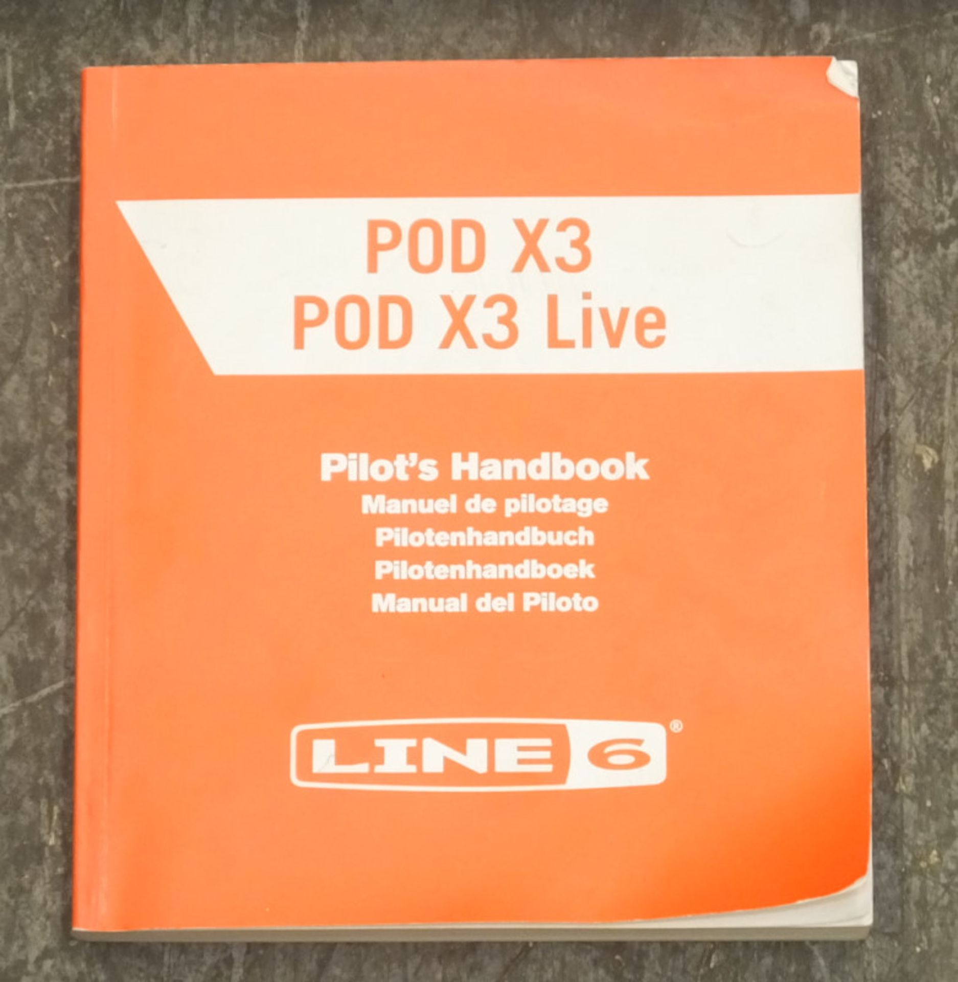Line 6 POD X3 Live Guitar Pedalboard - Image 5 of 5