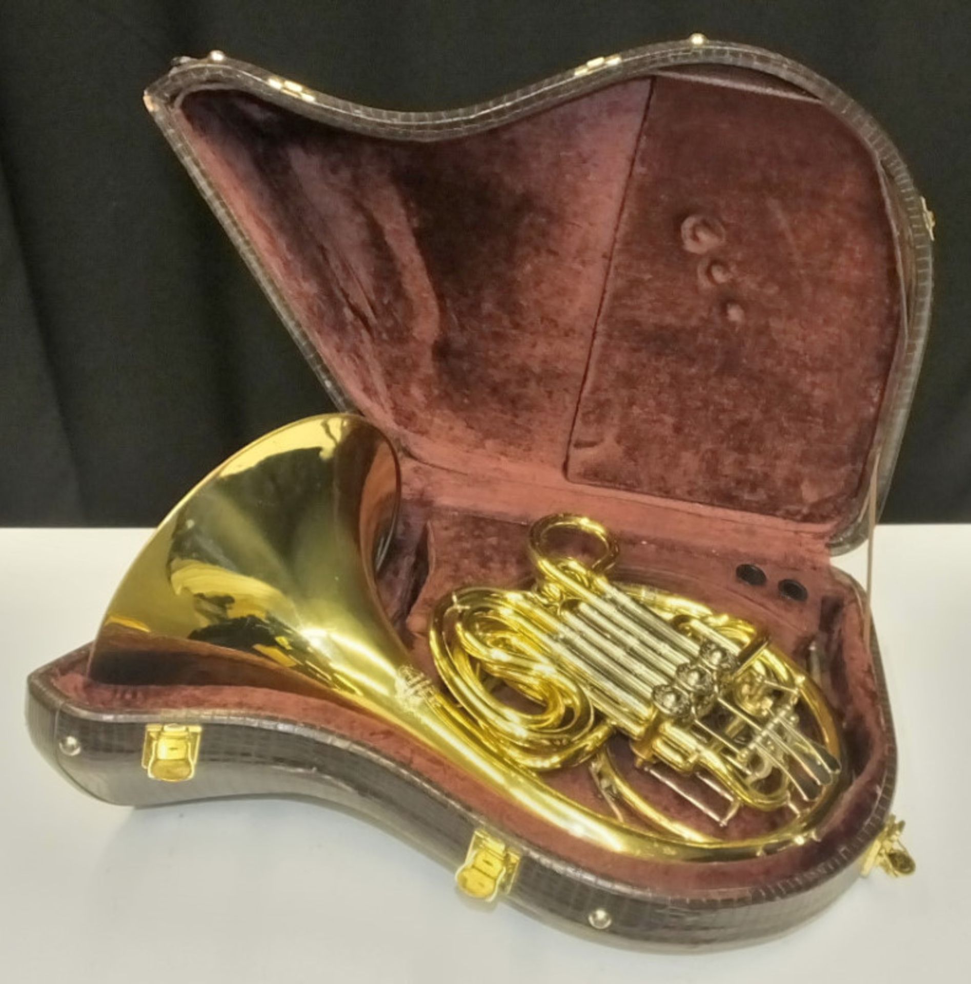 Gebr Alexander Mainz Mod 103 French Horn in case - Serial Number - 17510.