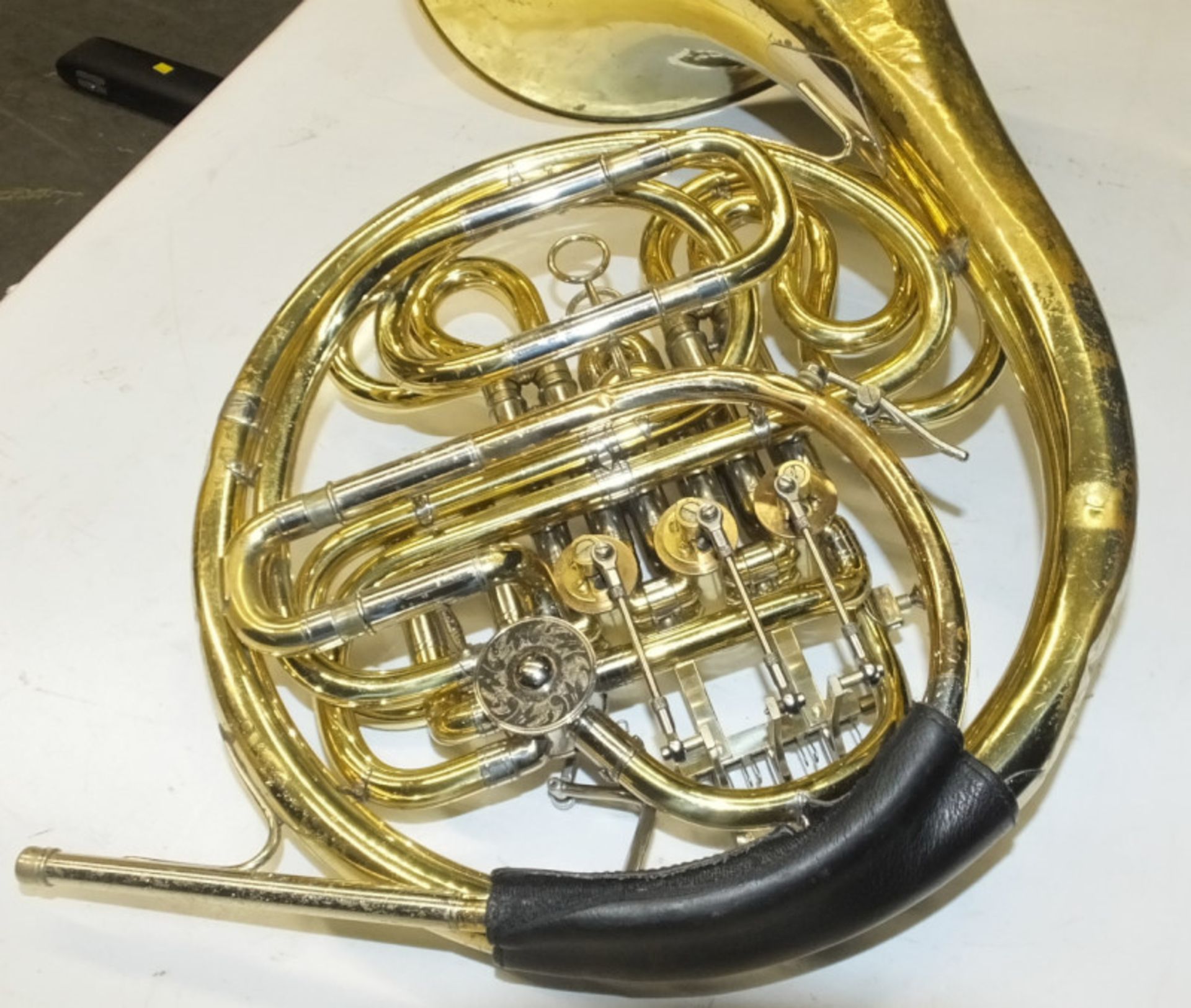 Gebr Alexander Mainz Mod 103 French Horn in case - Serial Number - 16104. - Image 6 of 16