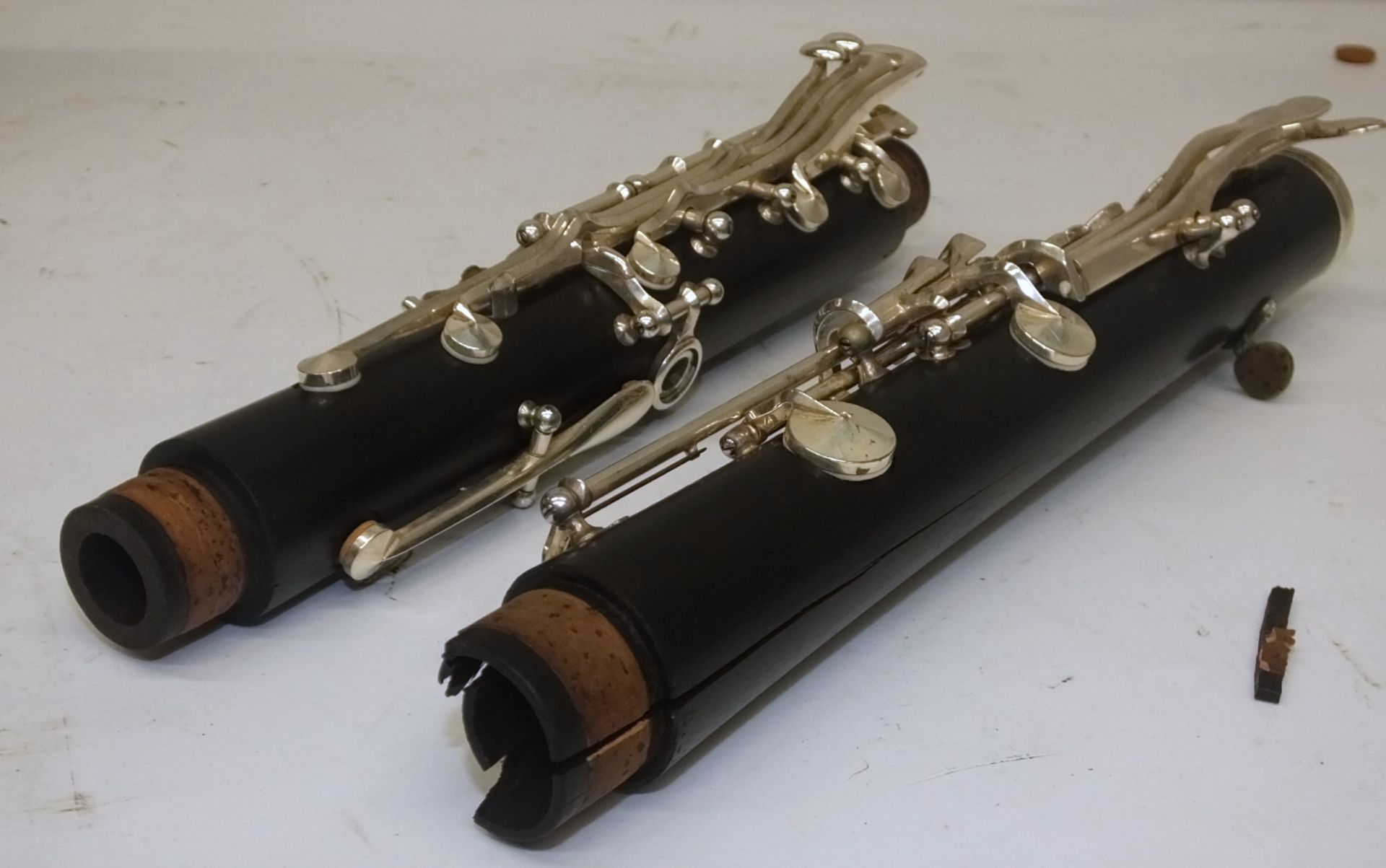 Buffet Crampon Clarinet (incomplete - damage as seen in pictures) - Serial Number - 275704 - Image 3 of 10