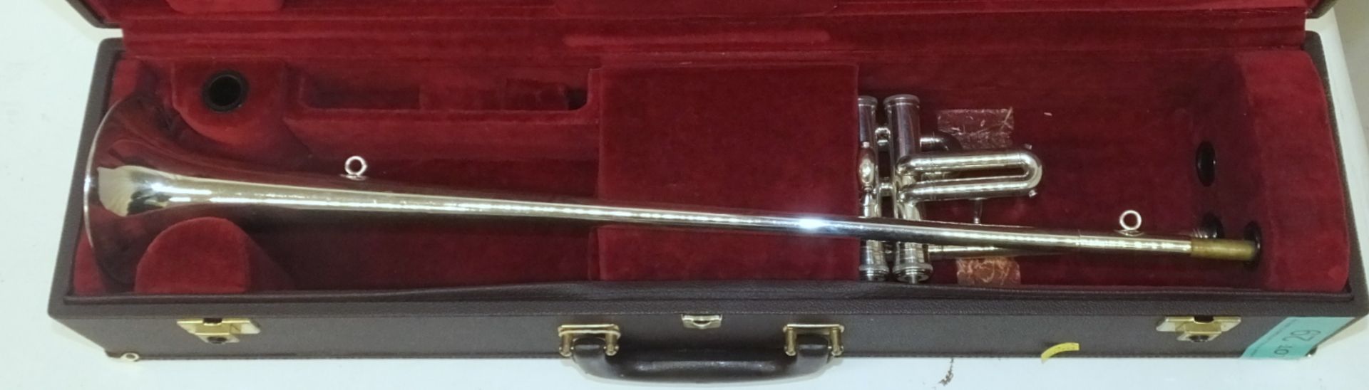 Besson 700 Fanfare Trumpet in case - Serial Number - 706 - 837756 - Image 2 of 10