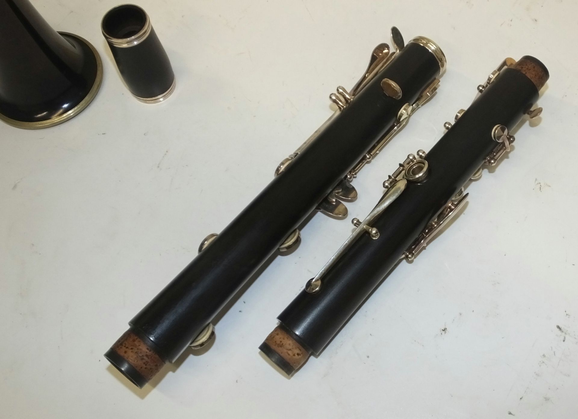 Buffet Crampon Clarinet (A) - Serial Number - 296072 - Image 5 of 10