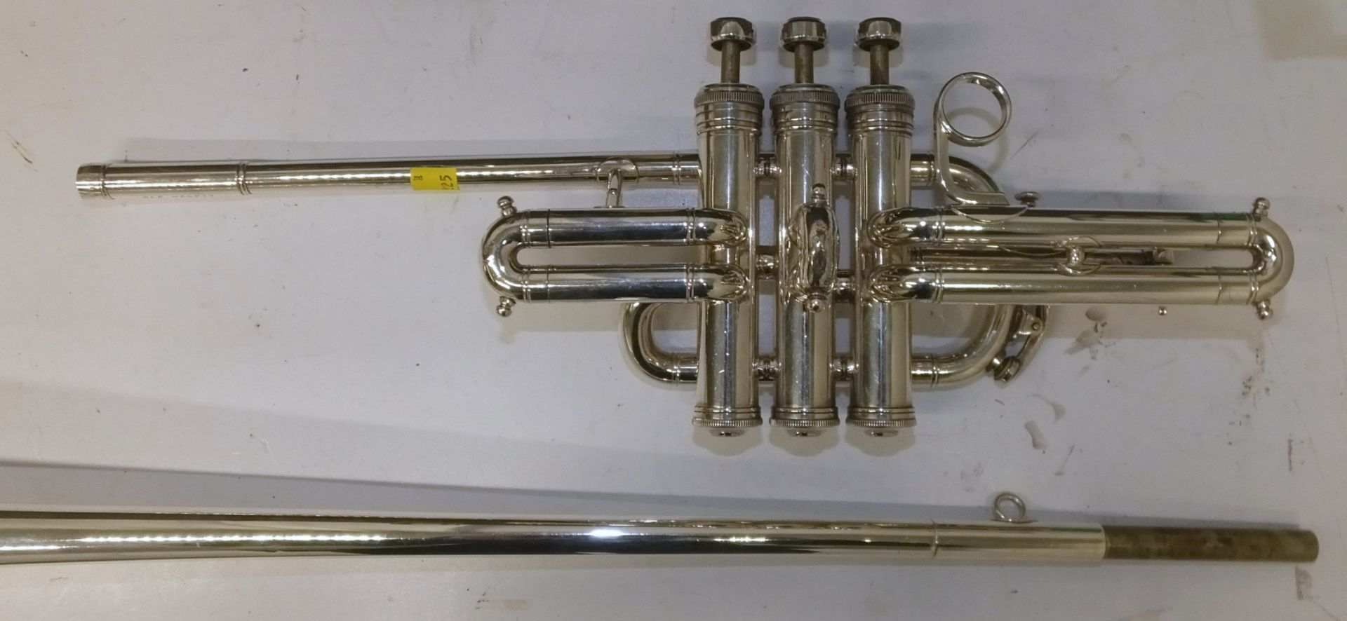 Besson International Fanfare Trumpet in case - Serial Number - 706 - 768541 - Image 3 of 10