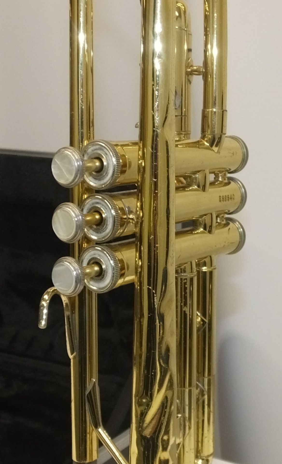 Bach TR300 Trumpet in case - Serial Number - E69540 - Image 5 of 9