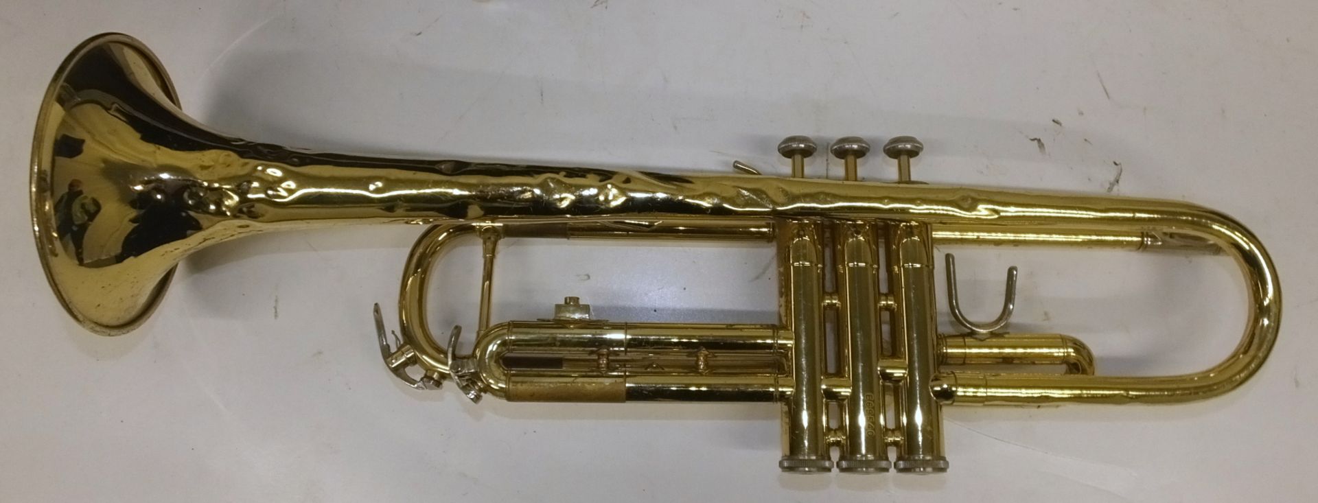 Bach TR300 Trumpet in case - Serial Number - E69540 - Image 4 of 9