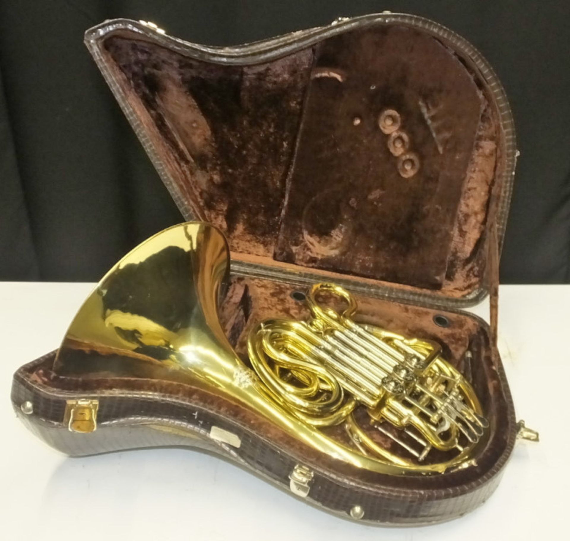 Gebr Alexander Mainz Mod 103 French Horn in case - Serial Number - 18408.