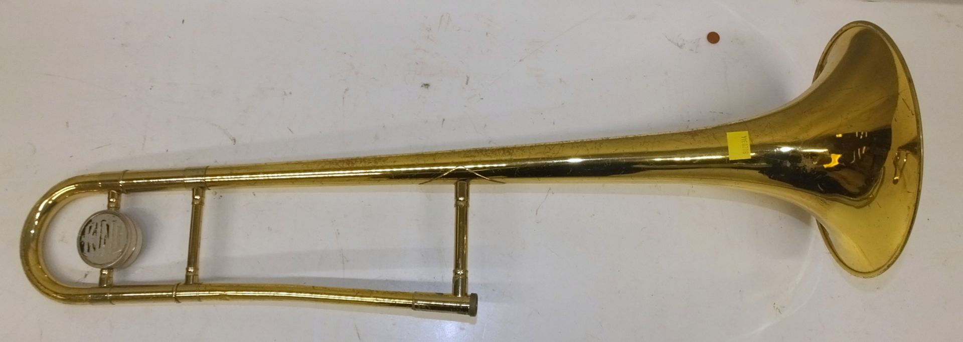 King Trombone in case - Serial Number - 108606 - A4984 (dents on instrument) - Image 6 of 16