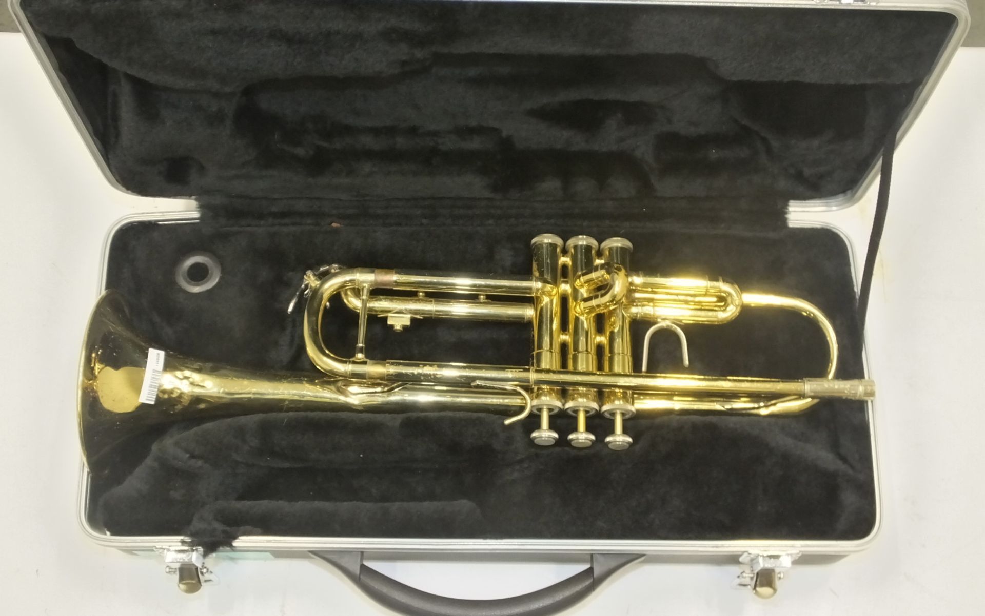 Bach TR300 Trumpet in case - Serial Number - E69540 - Image 2 of 9