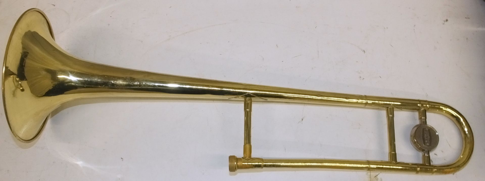 Selmer Bundy Trombone in case - Serial Number - 925054 (dents on instruments) - Image 6 of 13