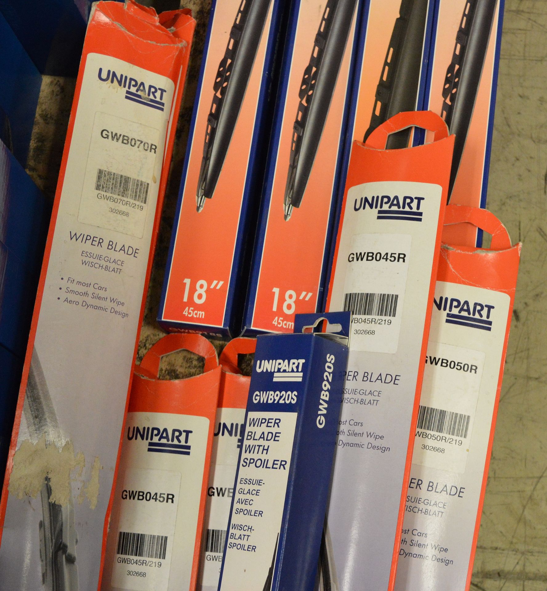EGR Valves, Wiper Blades - See photos for part numbers - Image 9 of 9