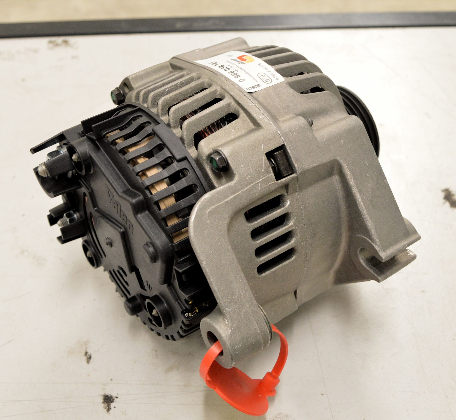 Bosch Alternators - See photos for part numbers - Image 5 of 5