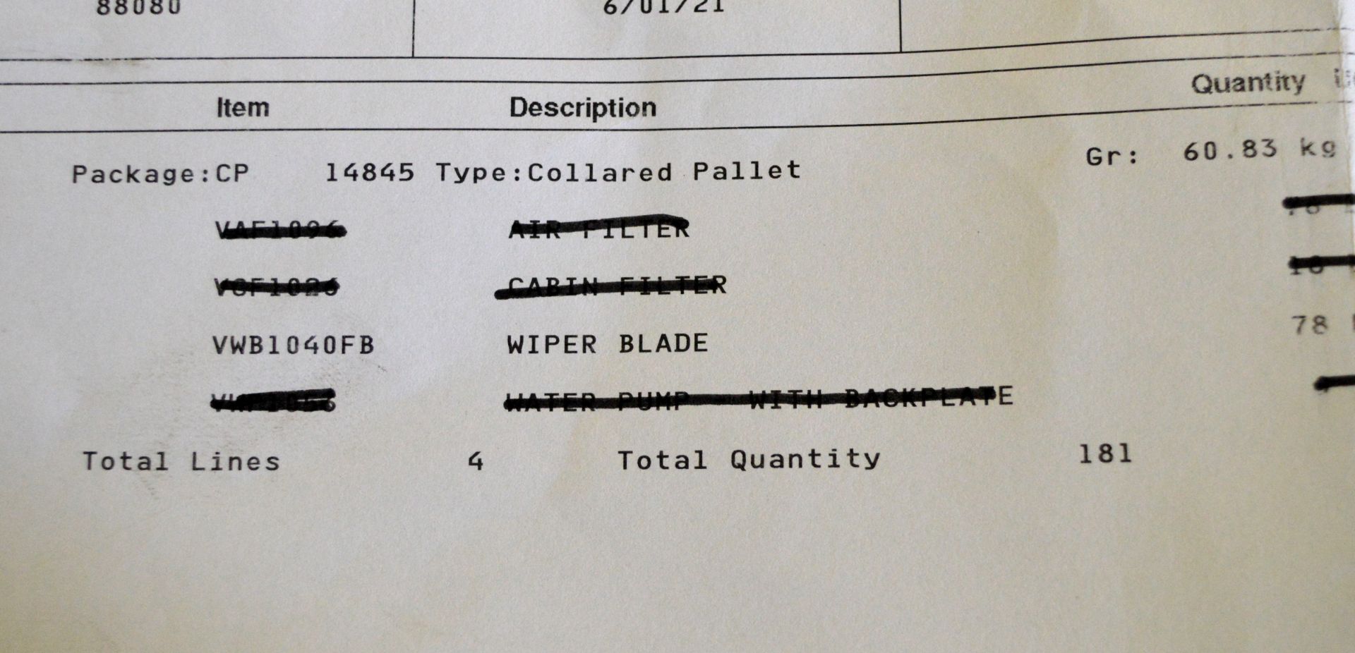 Vehicle parts - wiper blades, air filters - see picture for itinerary for model numbers an - Image 5 of 6
