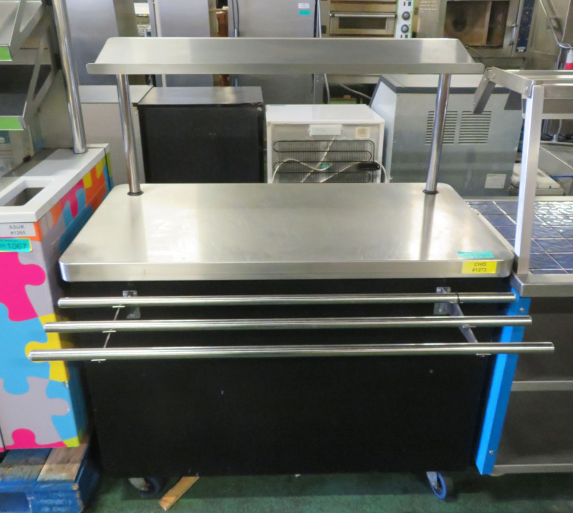 Servery counter with tray rail - 1200mm x 750mm x 1460mm