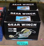 2x Gear winches - 2000lbs / 900kg