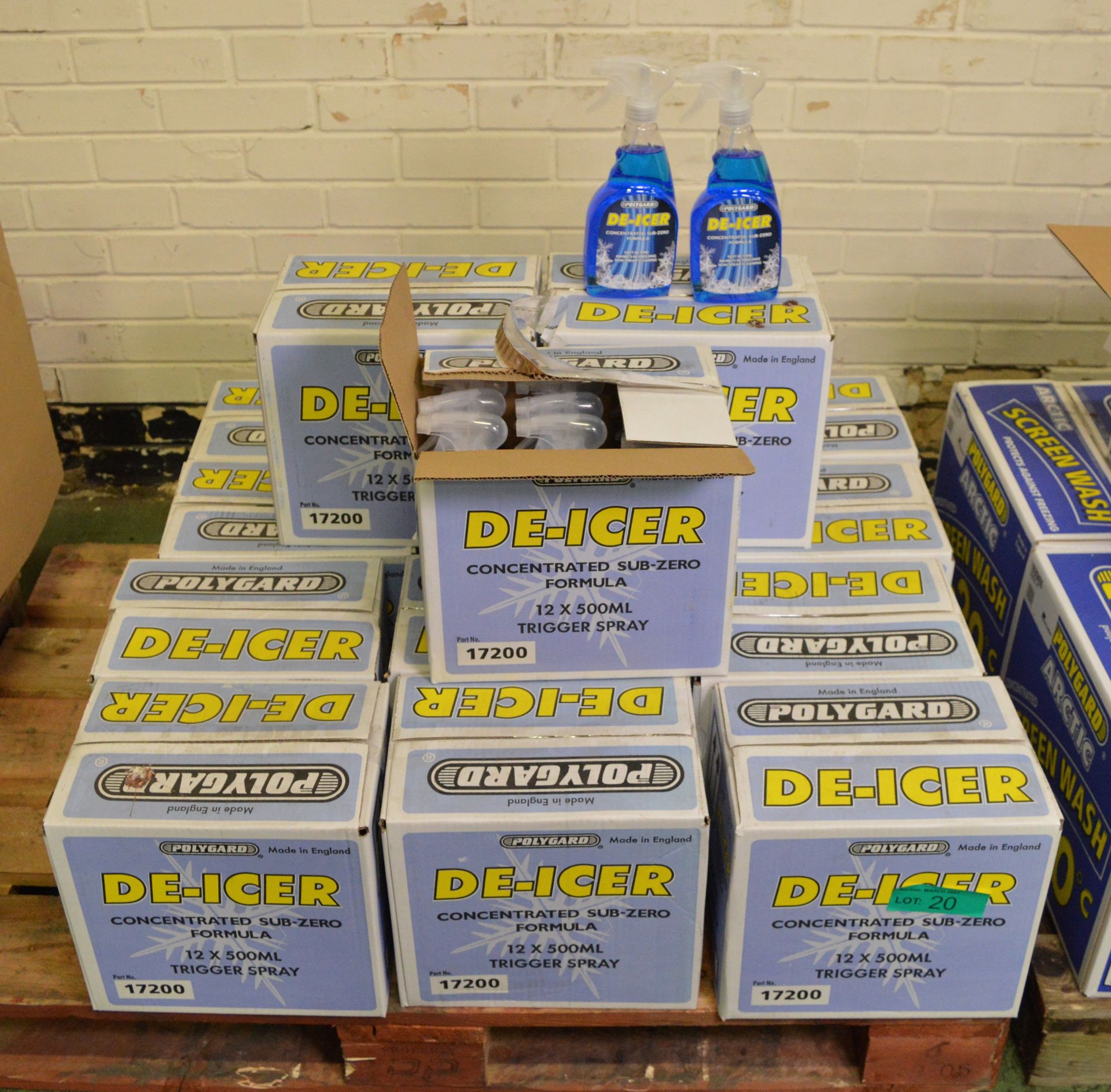 Polygard De-Icer 500ml trigger bottles - 12 per box - 15 boxes