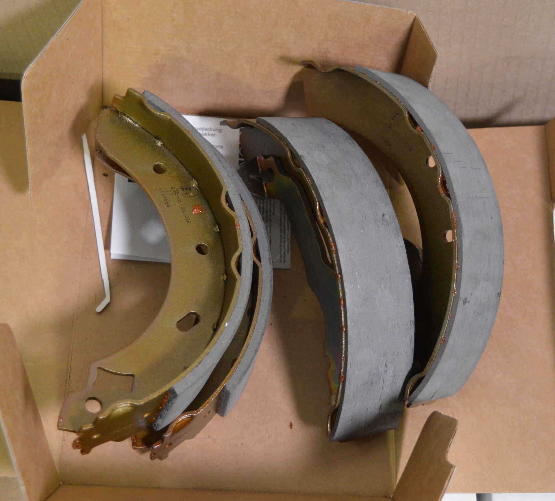 Vehicle parts - brakes discs, brake show sets - see picture for itinerary for model number - Image 4 of 7