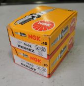 NGK spark plugs - 7642 - BKR5EZ x20