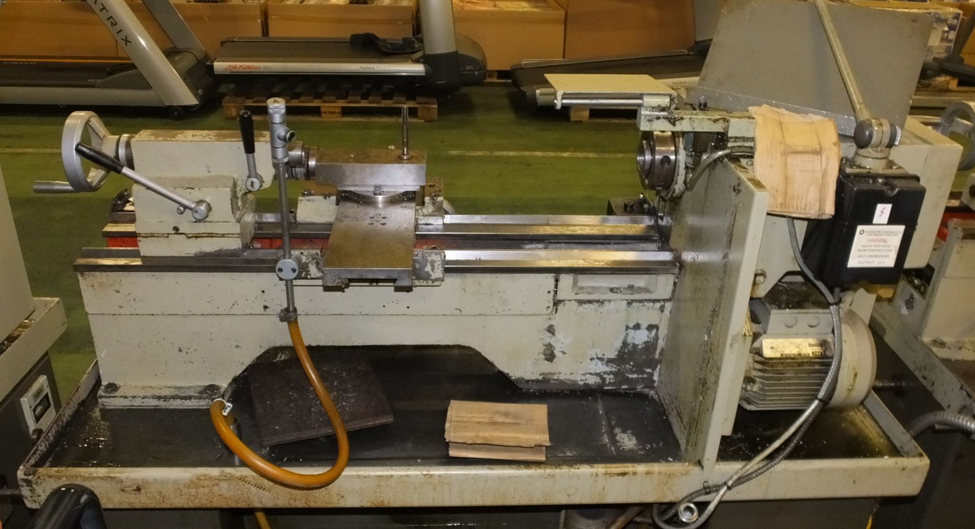 Harrison M300 lathe, end stock - no tooling - serial unknown - Image 8 of 12