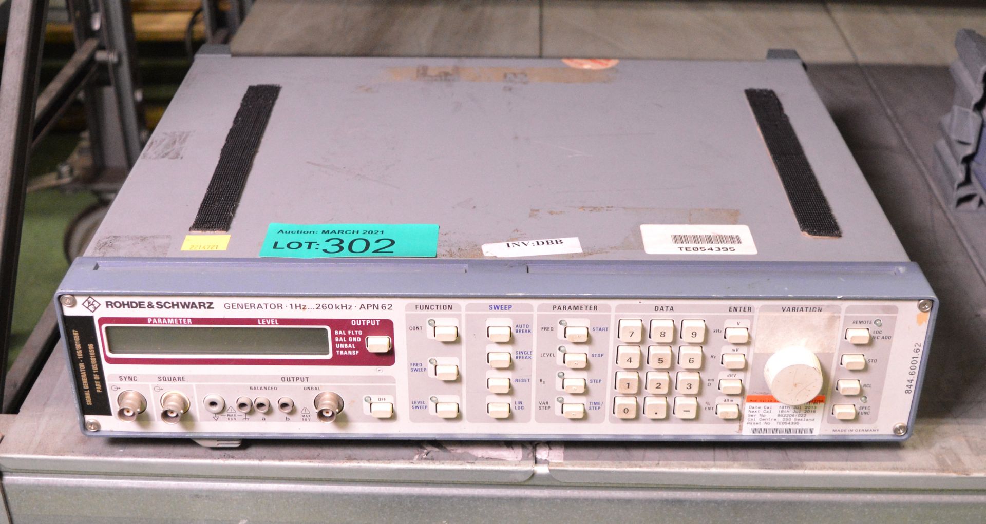 Rohde & Schwarz Signal Generator 1 Hz -260 KHz