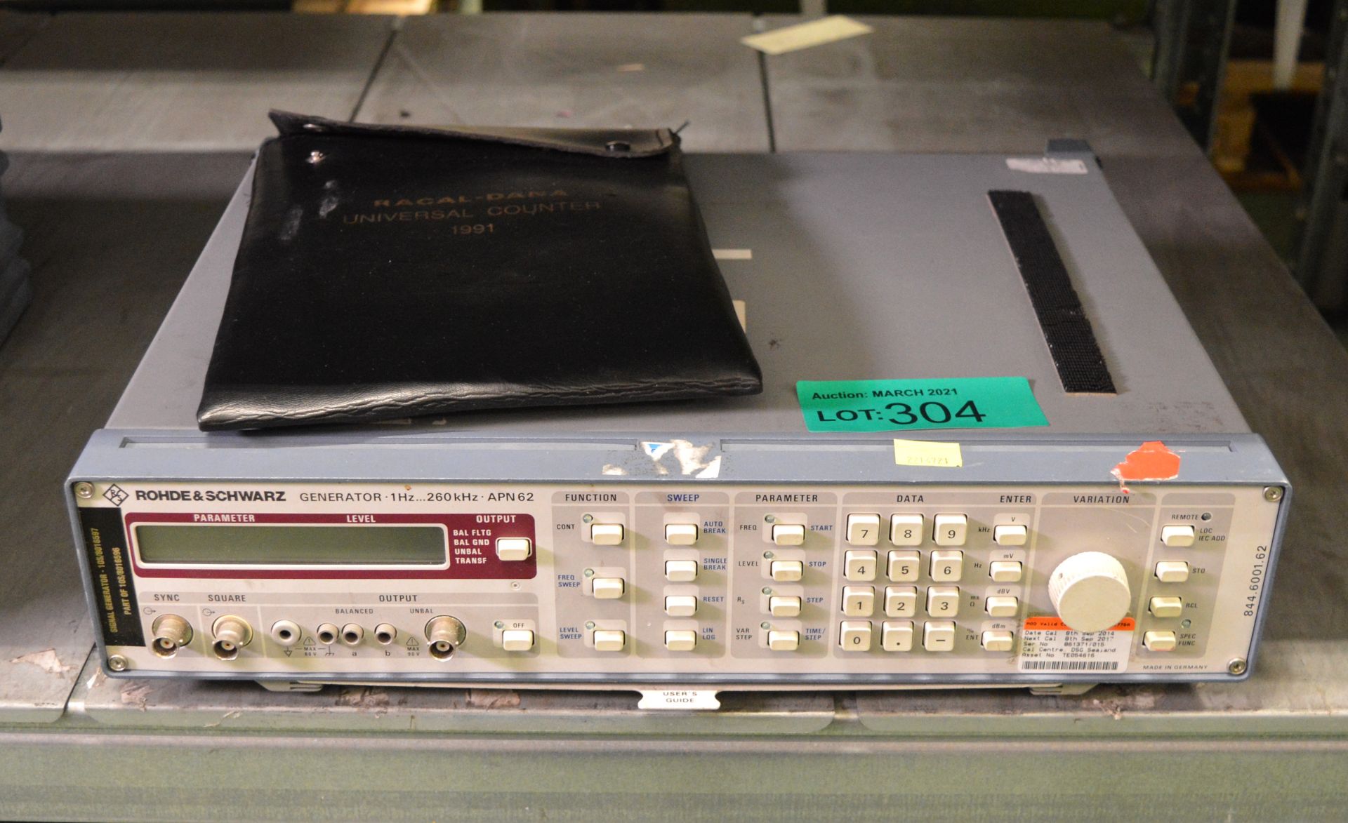 Rohde & Schwarz Signal Generator 1 Hz -260 KHz