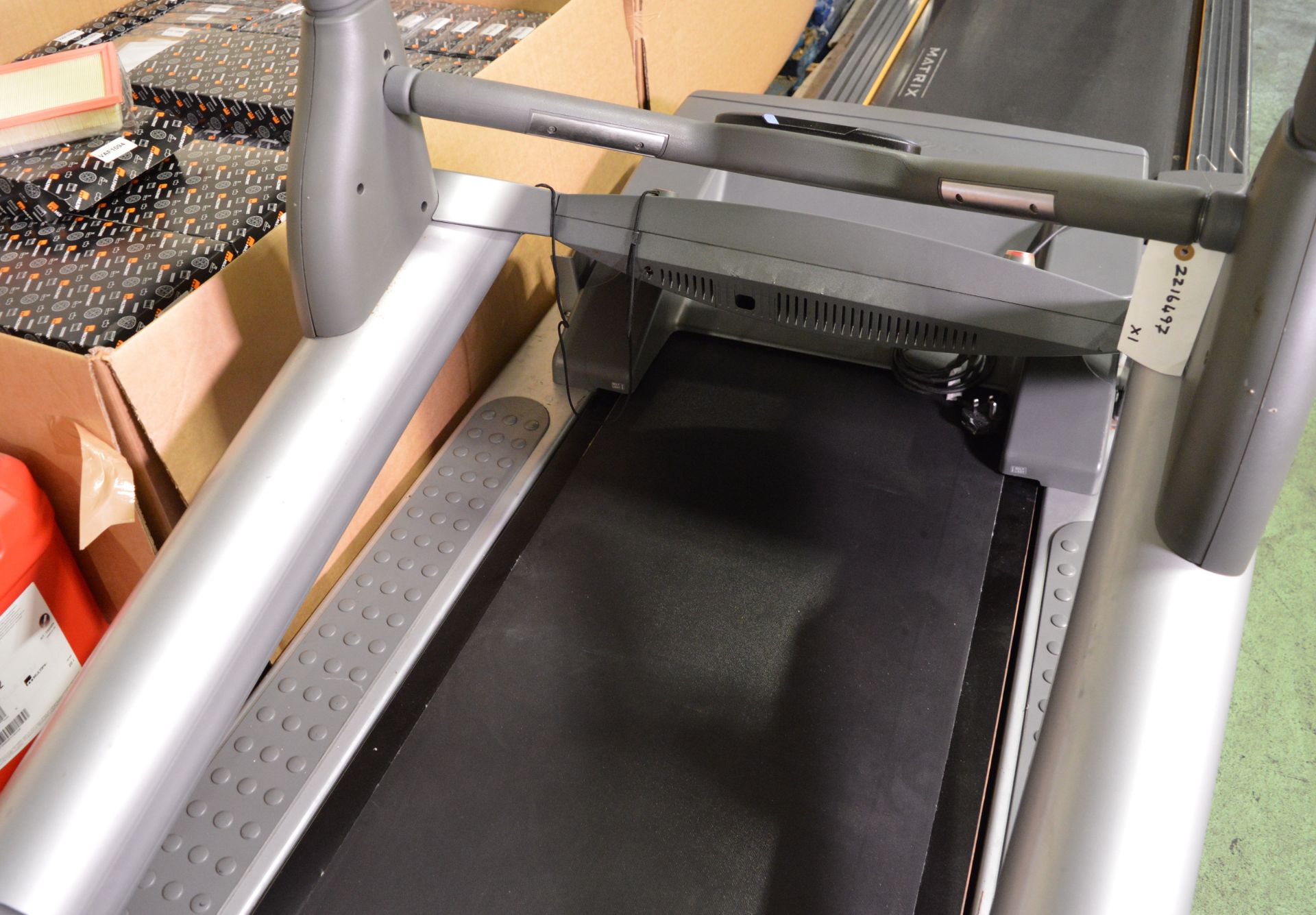 Life Fitness Flex deck shock absorption treadmill - dissassembled - Image 5 of 7
