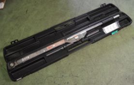 Norbar 5R Industrial Torque Wrench 300-1000Nm - in case