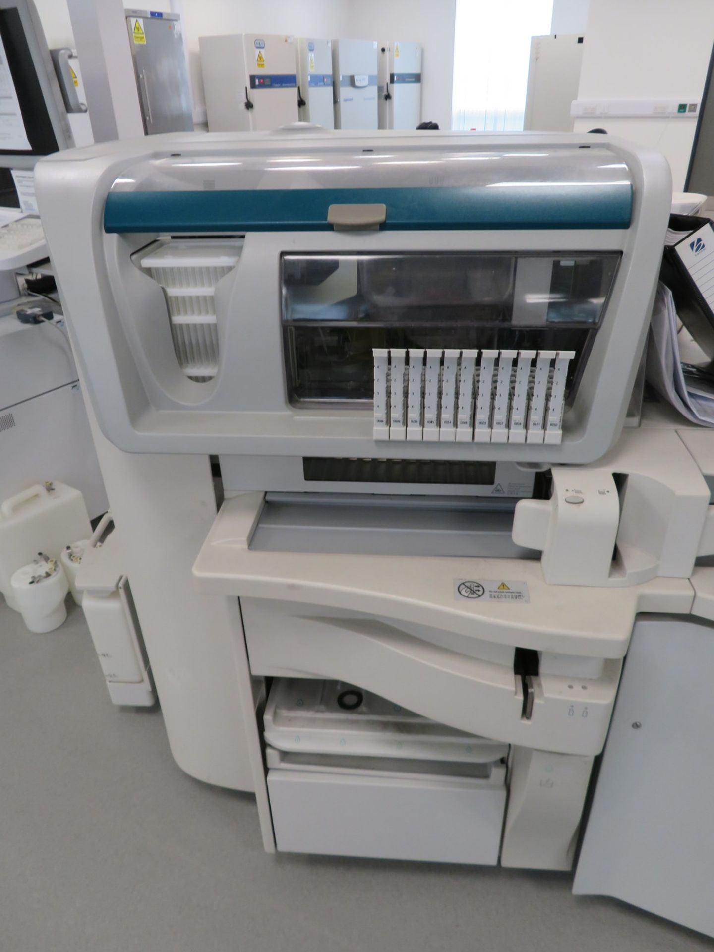 Siemens ADVIA Centaur XP Immunoassay System. As Spares - Includes Computer, Monitor & Printer - Image 4 of 15