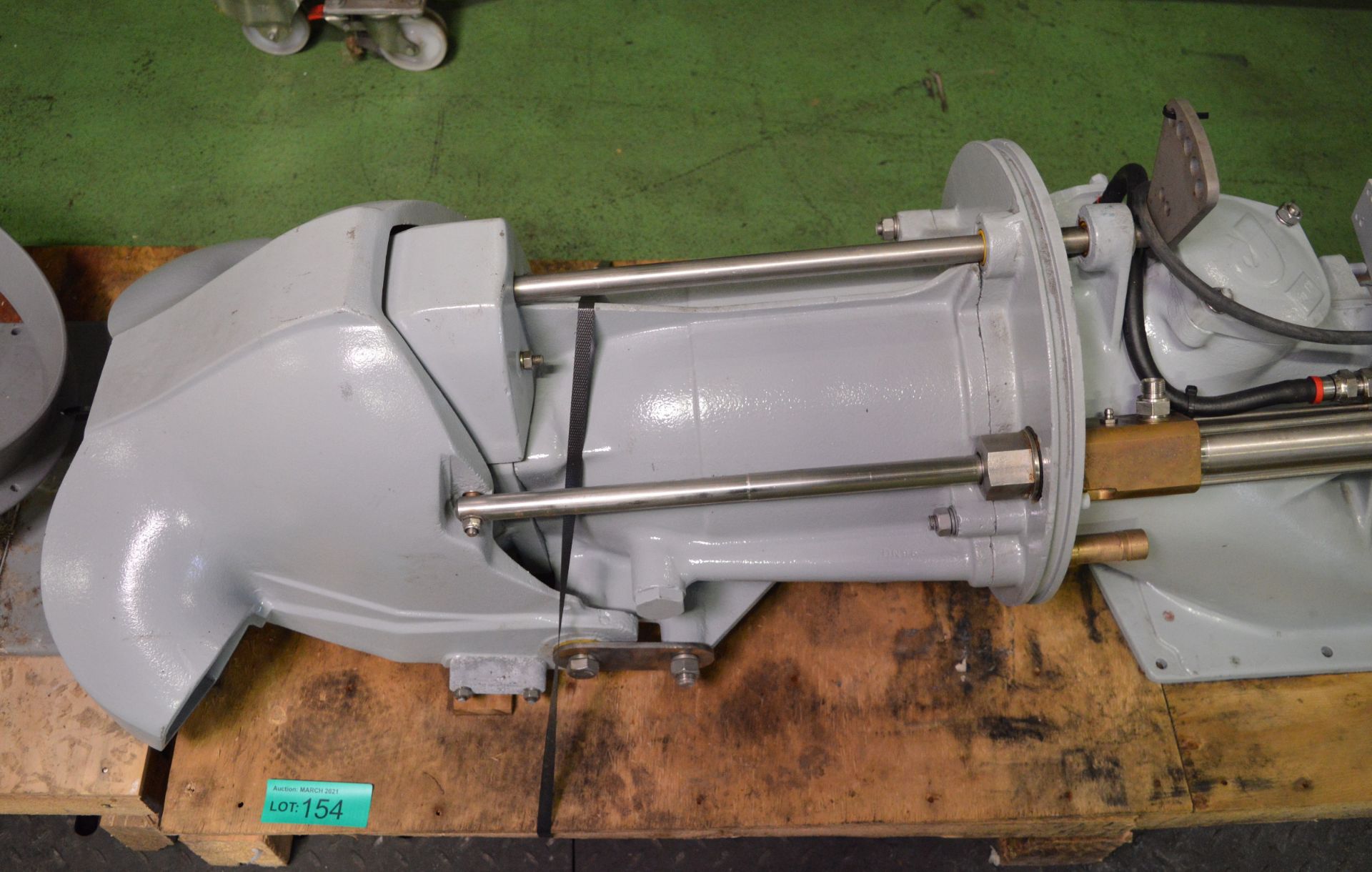 Hamilton 241 Marine Water Jet Engine - Very clean unit looks to have done very low hours t - Image 8 of 11