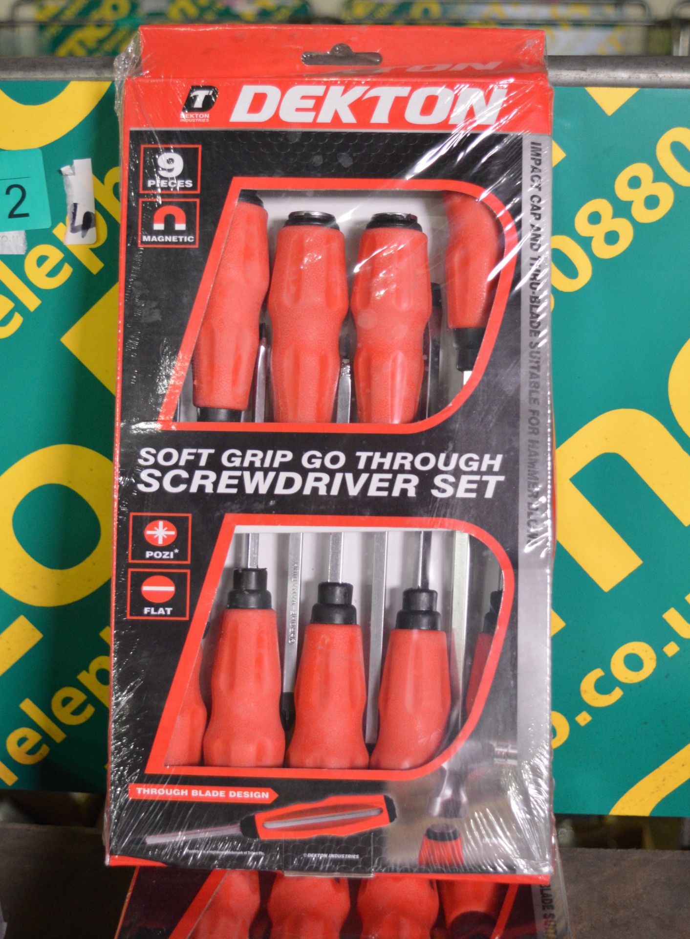 4x Dekton soft grip go through screwdriver sets - 9 piece - magnetic - Image 2 of 2