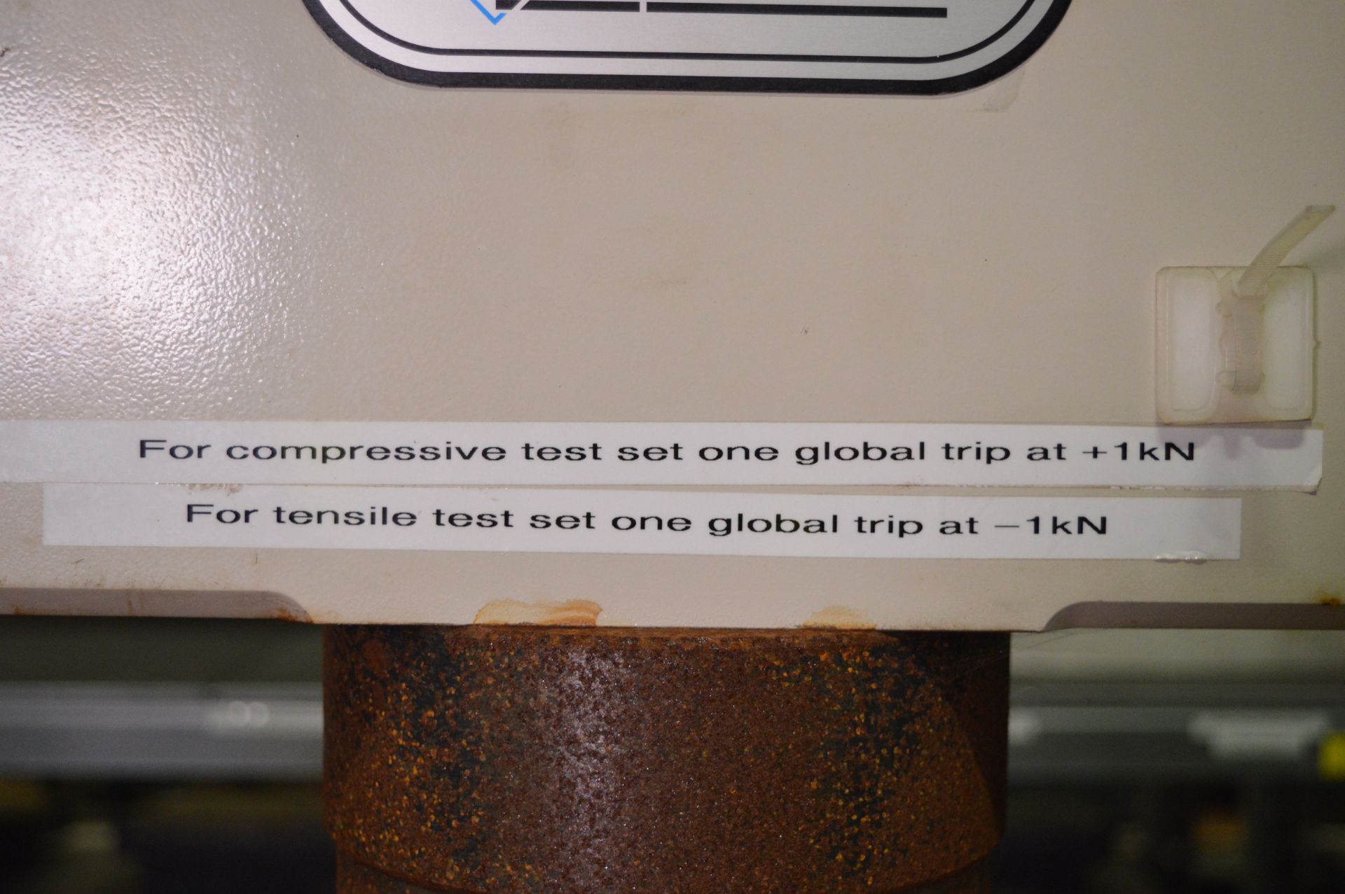 Denison Tensile tester with power pack - Image 6 of 11