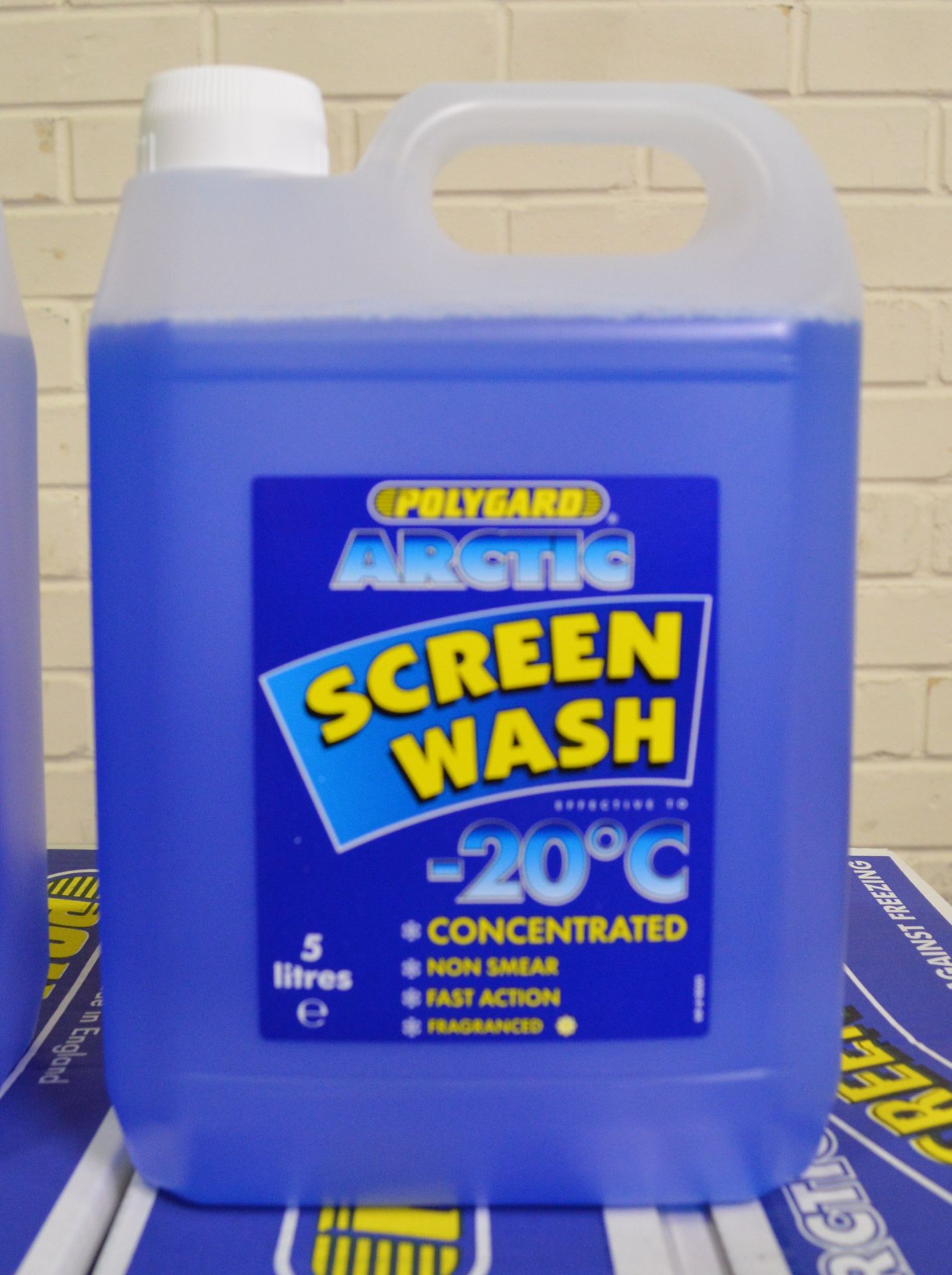 Polygard Artic screenwash - 5 Litre bottles - 4 per box - 11 boxes - Image 2 of 3