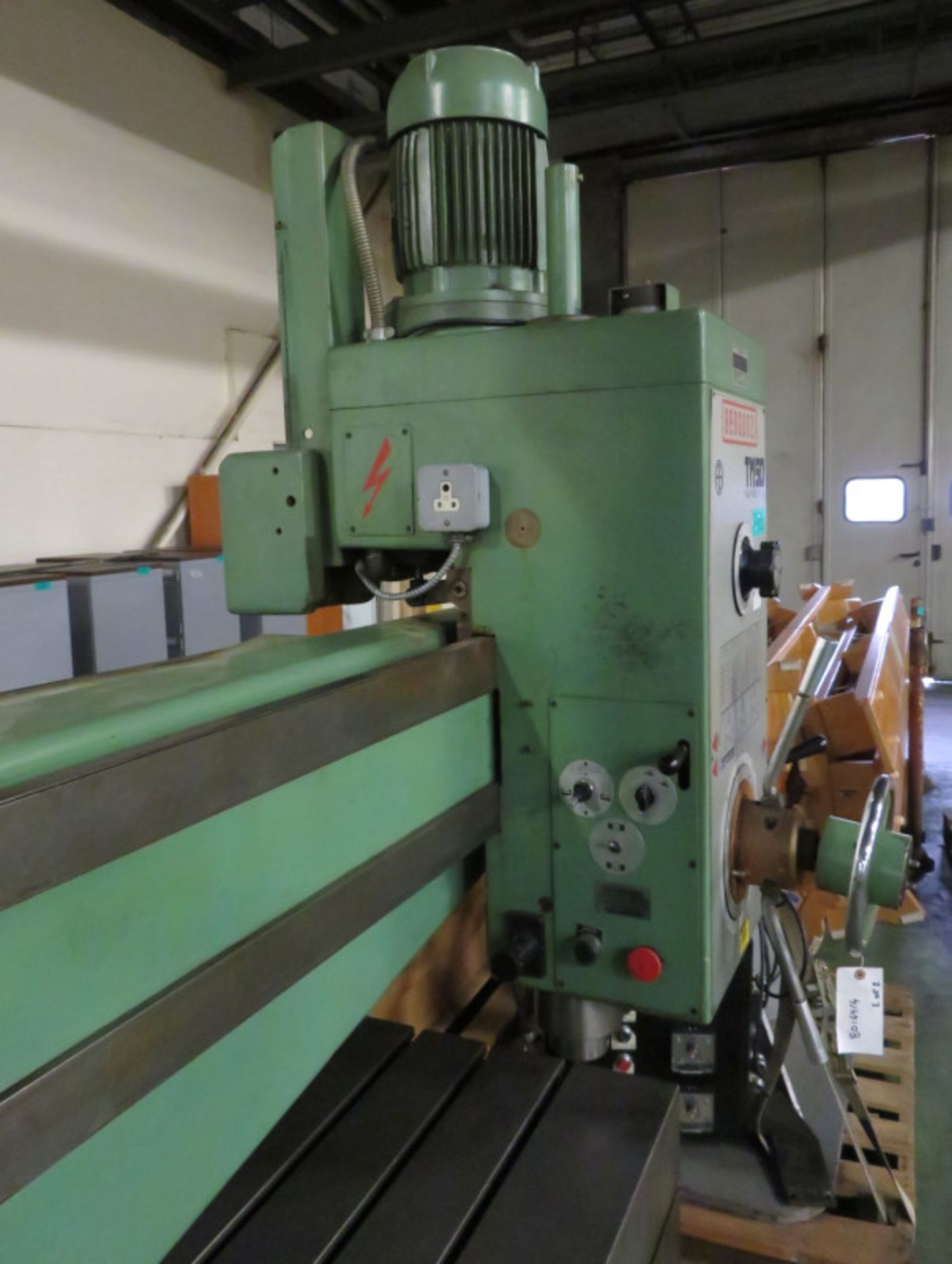 Bergonzi TM50 Series 3 Radial Arm Drill Machine - damaged front wheel - with machine block - Image 3 of 7