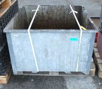 Metal Linseed Oil Bath Tank L 1050mm x W 1050mm x H 660mm