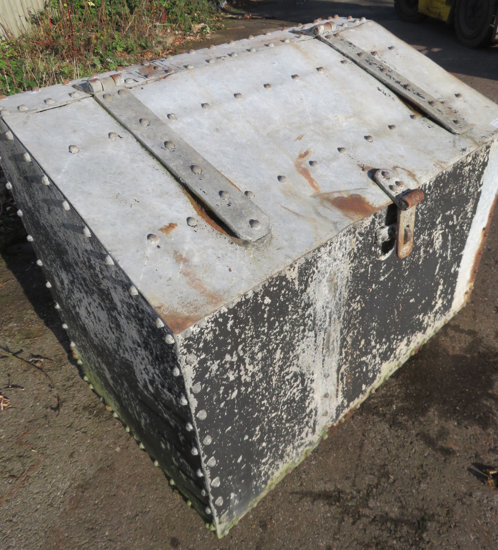 Galvanize Riveted Corn Bin - Image 7 of 7