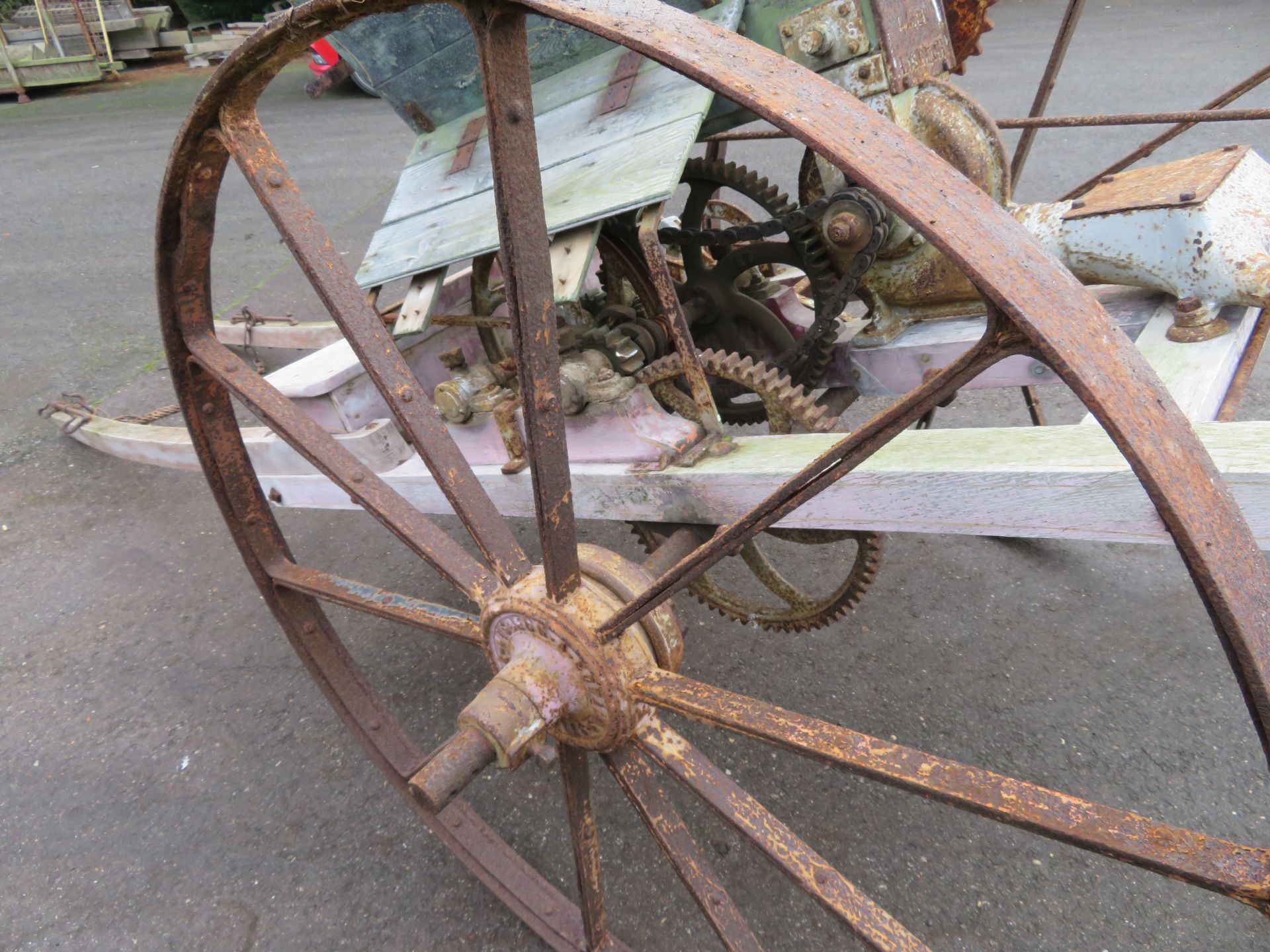 Herrods Of Wisbech - Dry Perfect Duster Horse Drawn - Image 9 of 12