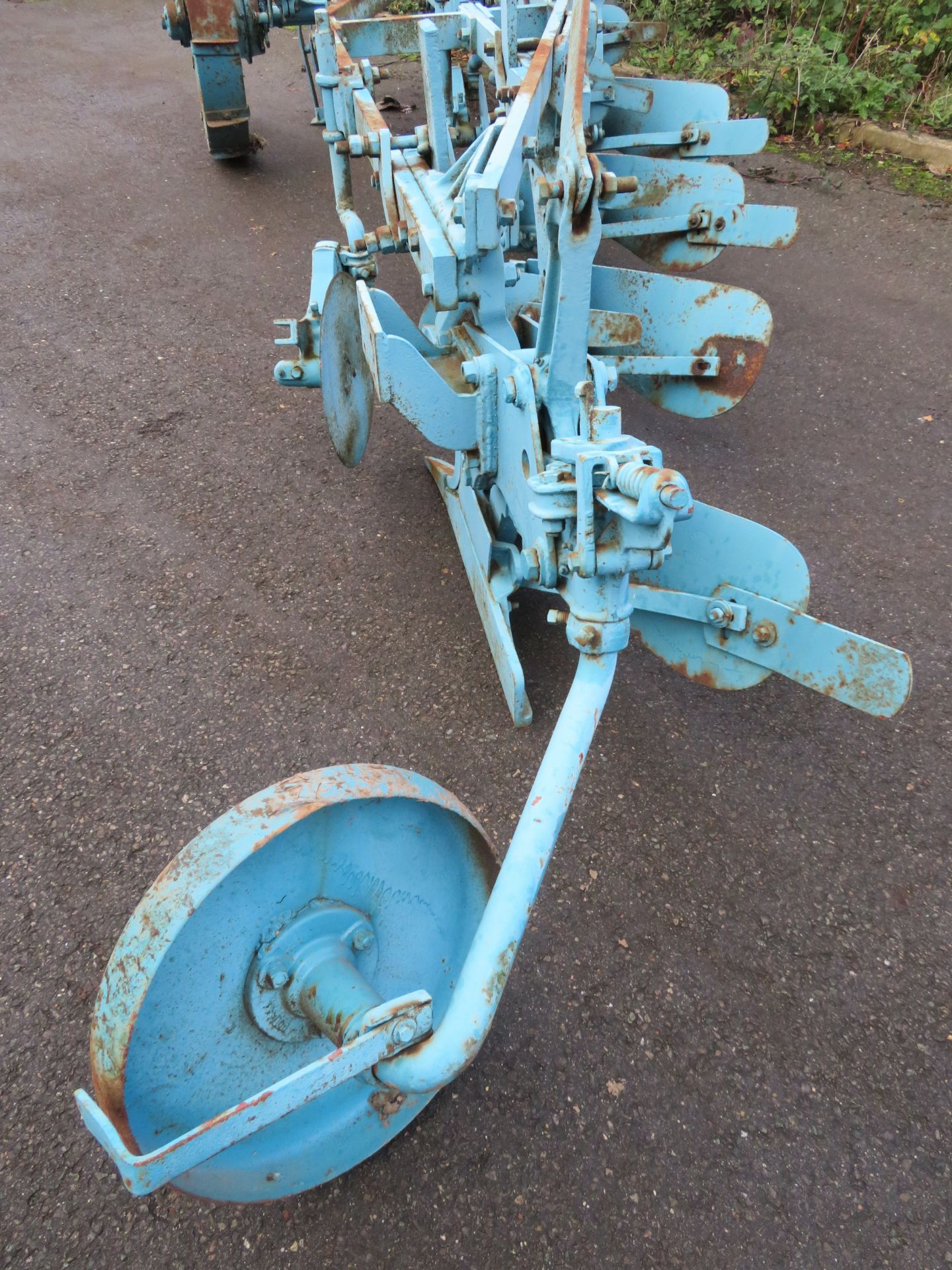 Ransomes Four Furrow Trailer Plough - Image 3 of 12