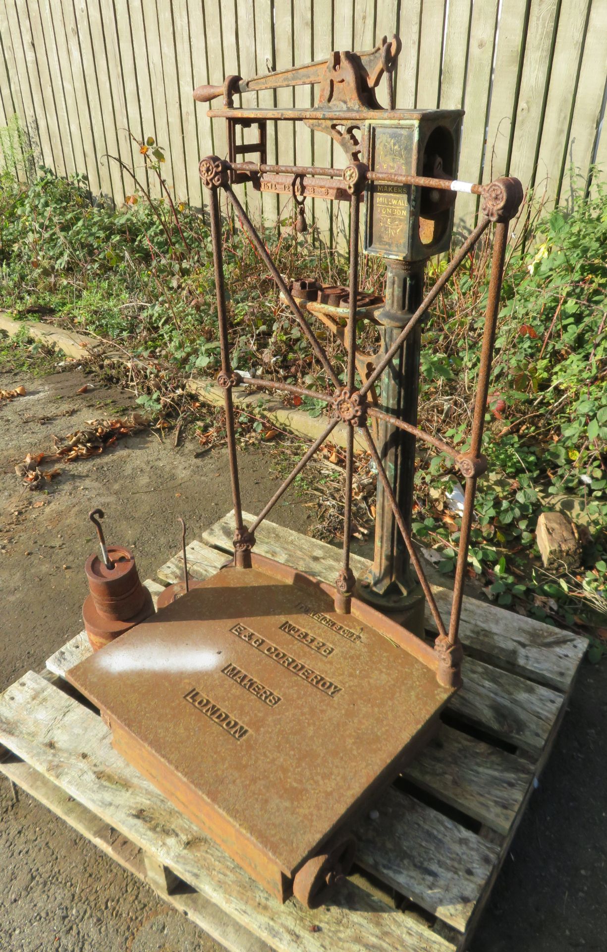 E & G Corderoy Makers Millwall London - Platform Weigh Scales - 9cwt - Image 2 of 10