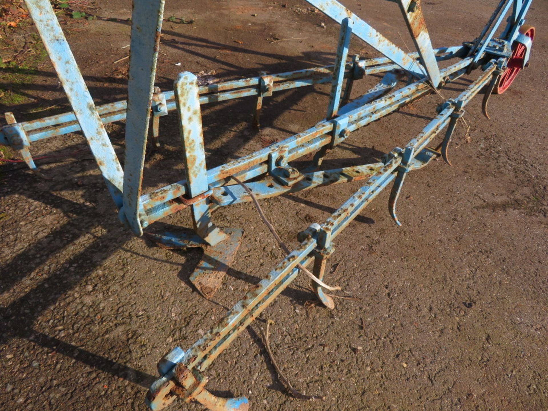 Horse Drawn Twelve Tine Adjustable Cultivator - Image 7 of 8