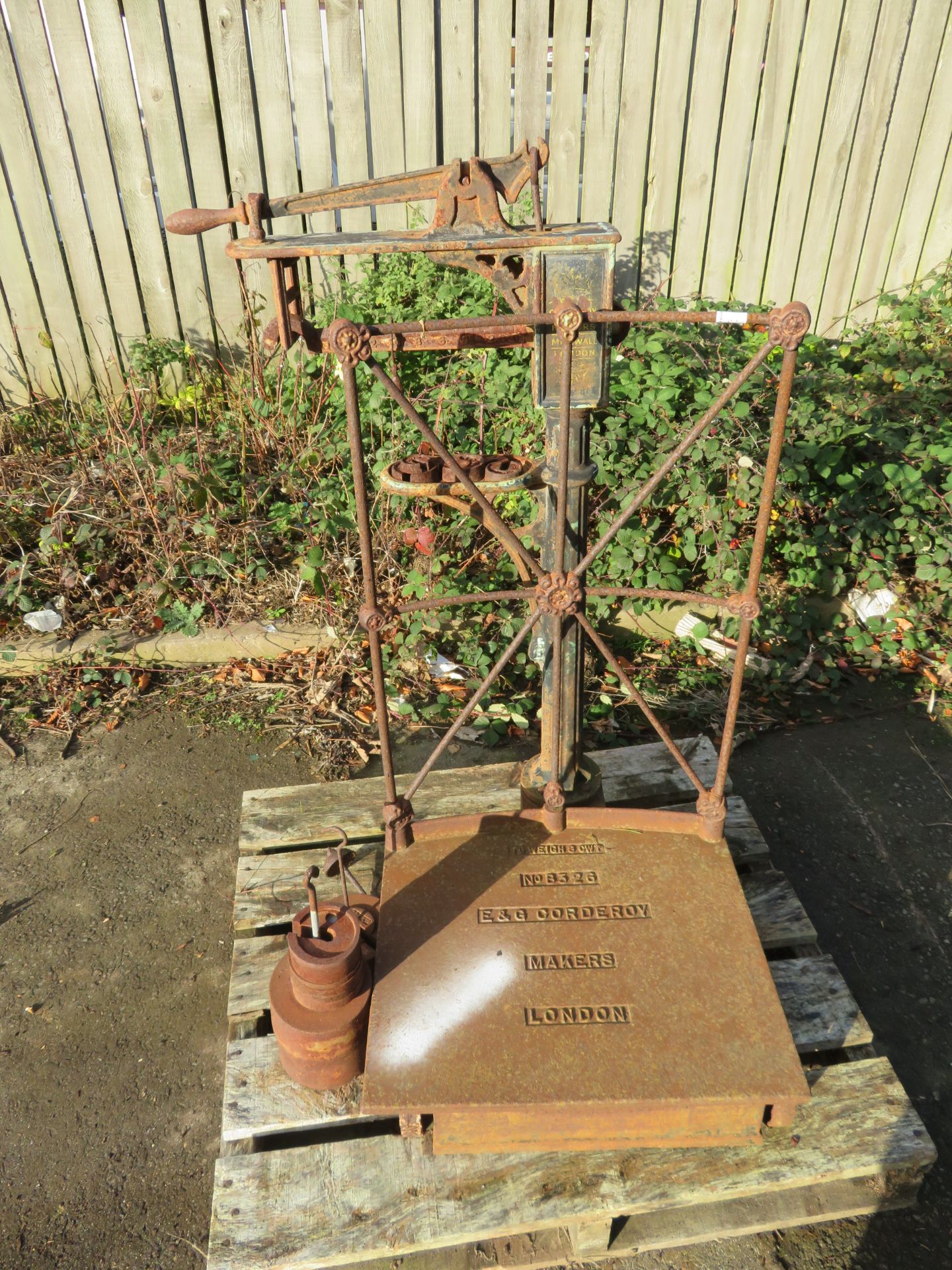 E & G Corderoy Makers Millwall London - Platform Weigh Scales - 9cwt - Image 4 of 10