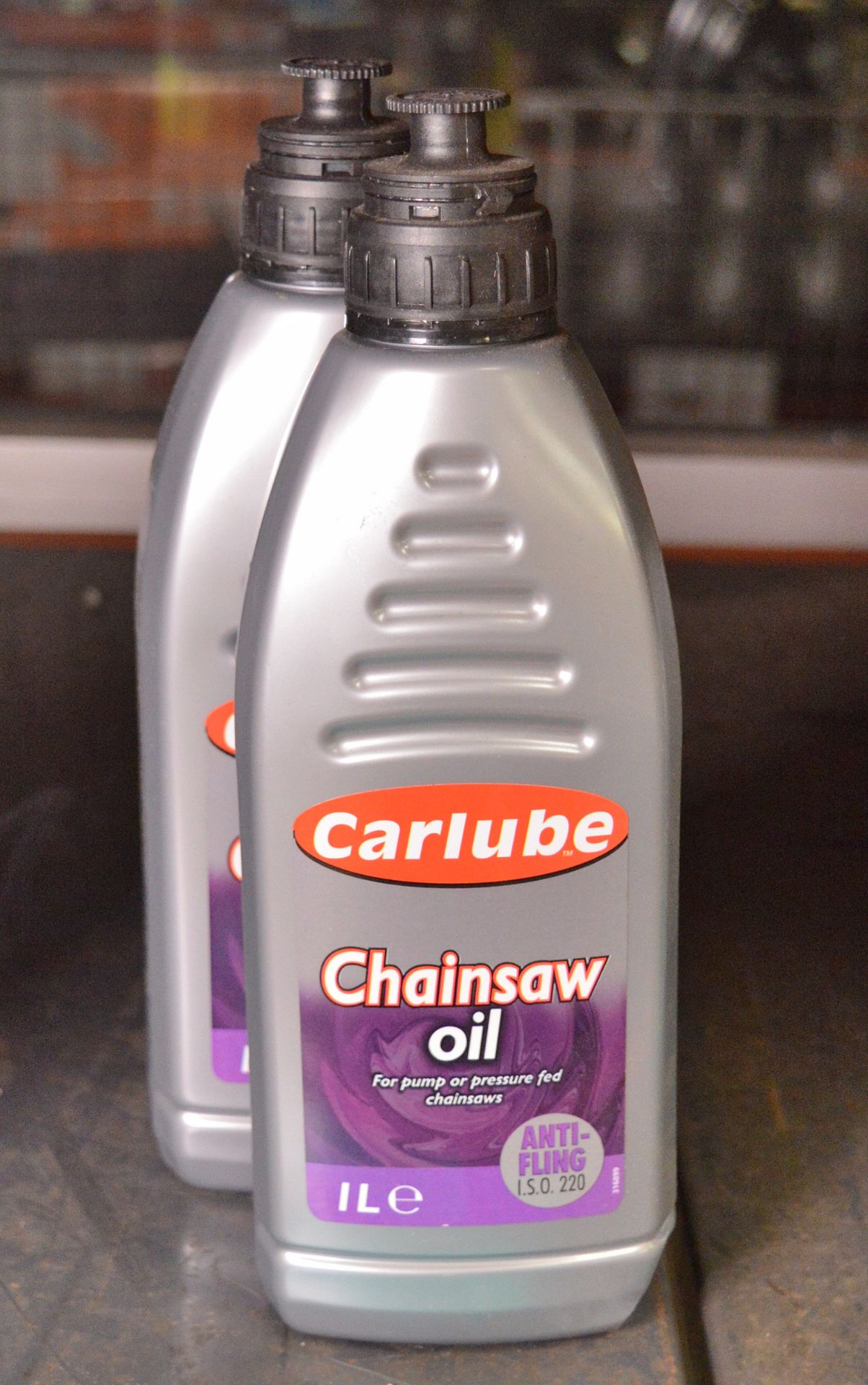 2x Carlube Chainsaw Oil - 1 litre