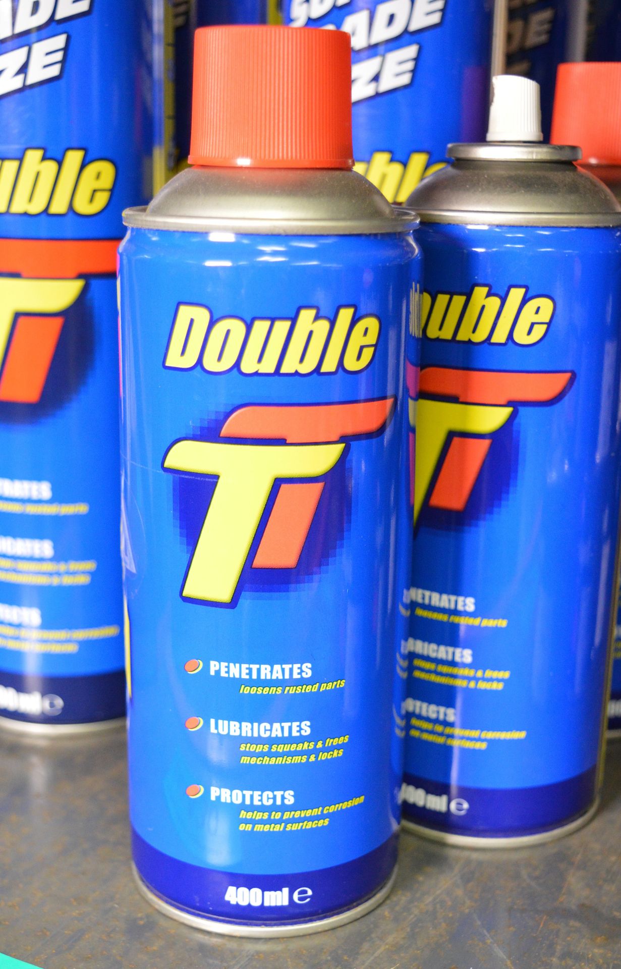 Double T Lubricant - 11x 600ml & 7x 400ml spray cans - Image 2 of 2
