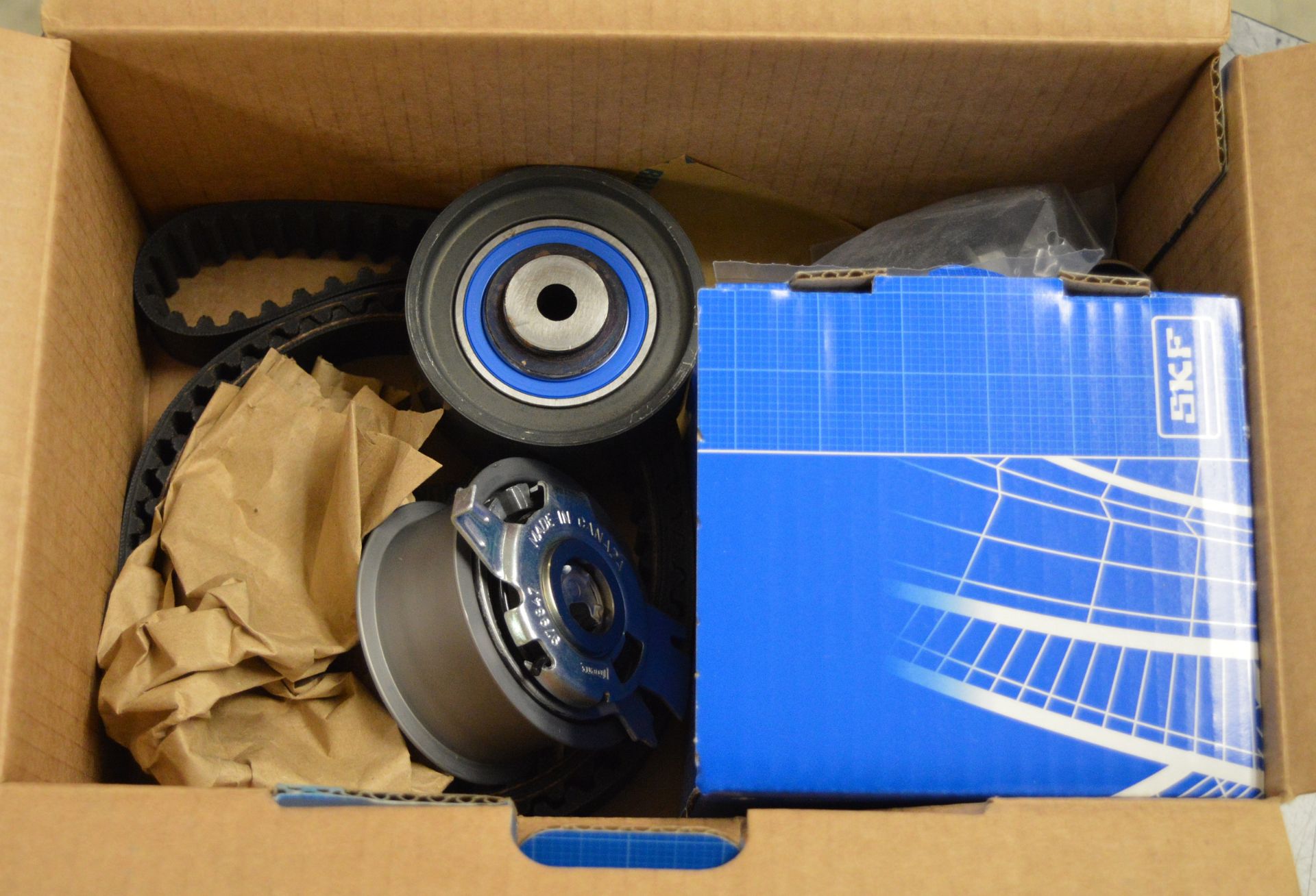 SKF ribbed belt tensioner Pulleys, Wheel bearing Kits and bearings - Please see pictures - Image 8 of 8