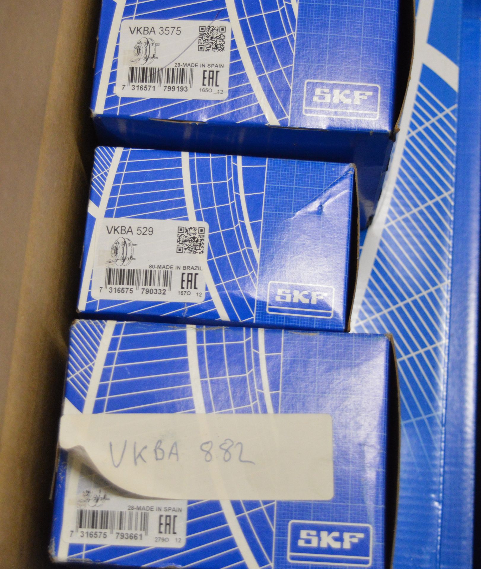 SKF ribbed belt tensioner Pulleys, Wheel bearing Kits and bearings - Please see pictures - Image 3 of 8
