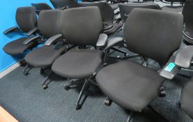 4x Humanscale Freedom Task Office Swivel Chairs. Varying Condition.