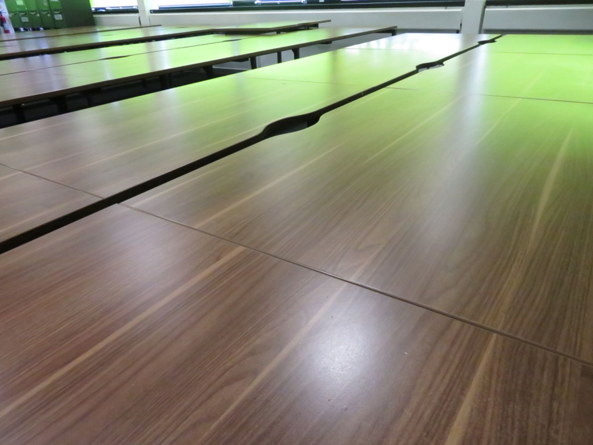 Bank Of Desks Seating 8. - Image 3 of 3