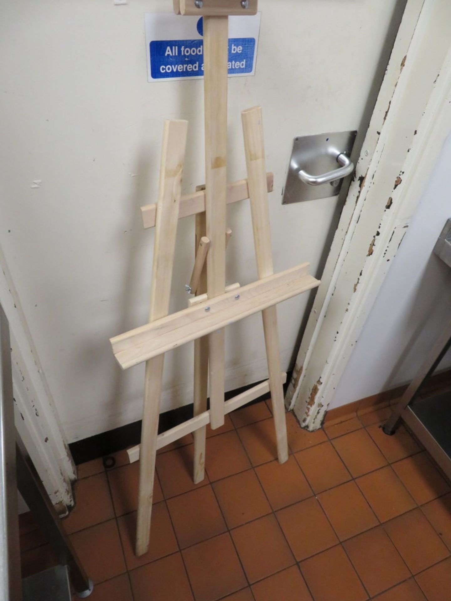 Wooden Easel - Image 2 of 3