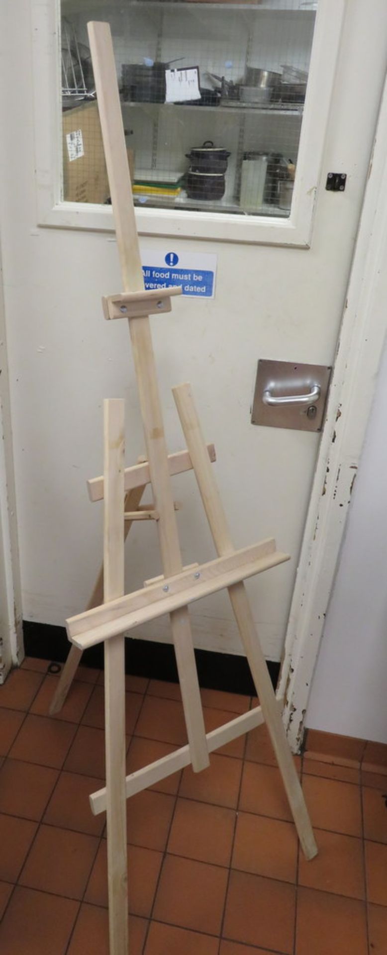 Wooden Easel - Image 3 of 3