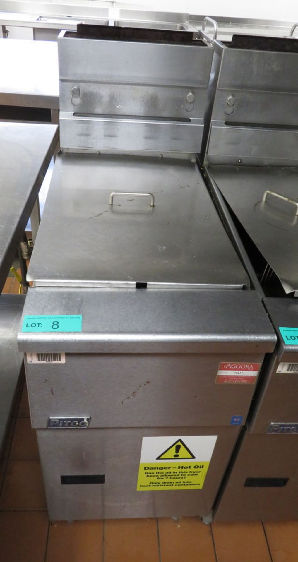 Pitco SG14 Double Basket Fryer - Single Tank No Filtration - Gas